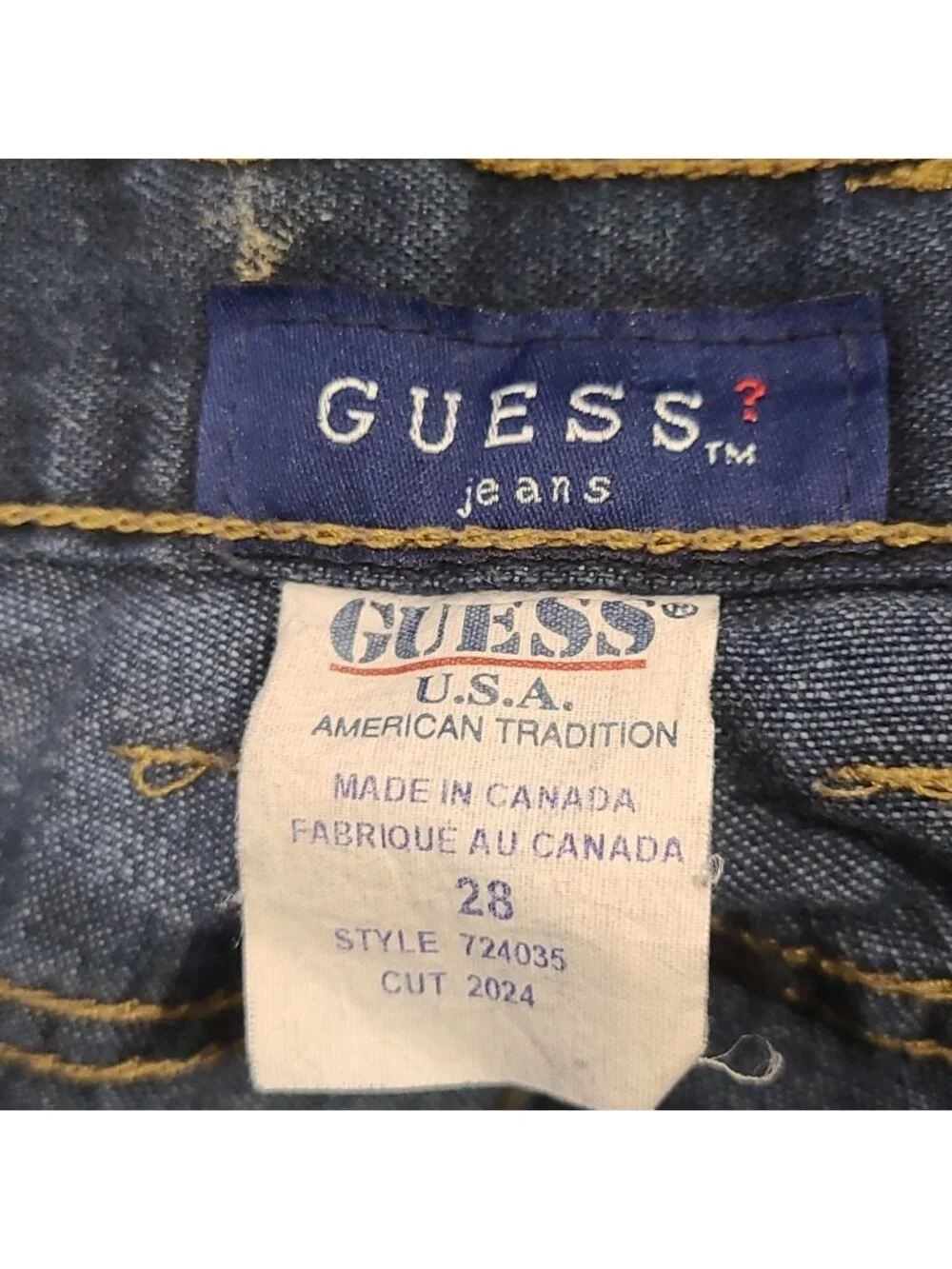 Guess vintage style high rise straight leg med wash jeans